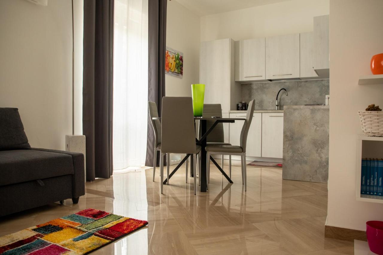 Cozy Loft Putignani Apartment บารี ภายนอก รูปภาพ