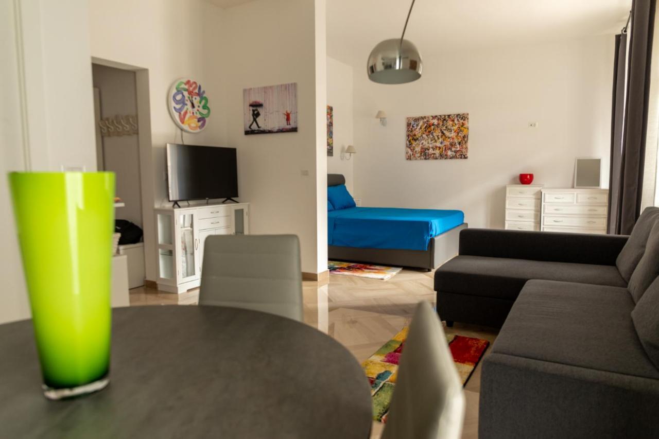 Cozy Loft Putignani Apartment บารี ภายนอก รูปภาพ